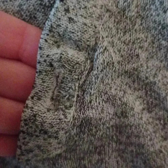 🌹AX Men's vneck tshirt - Picture 8 of 10